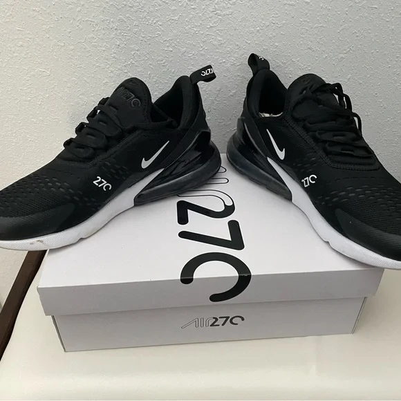 Nike Air Max 270 Black and White Sneakers - Picture 3 of 8